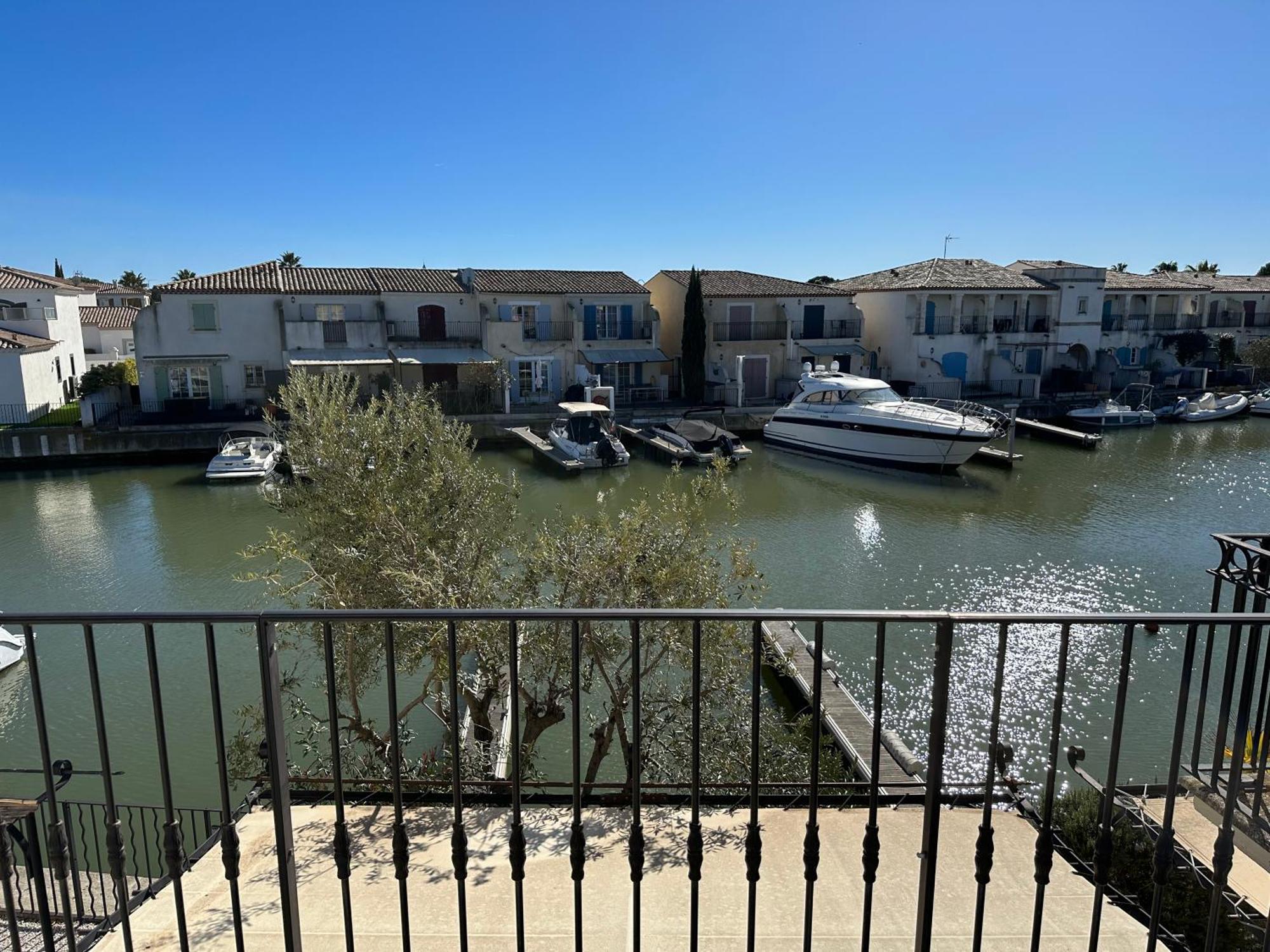 Marina Ivoire Holiday home